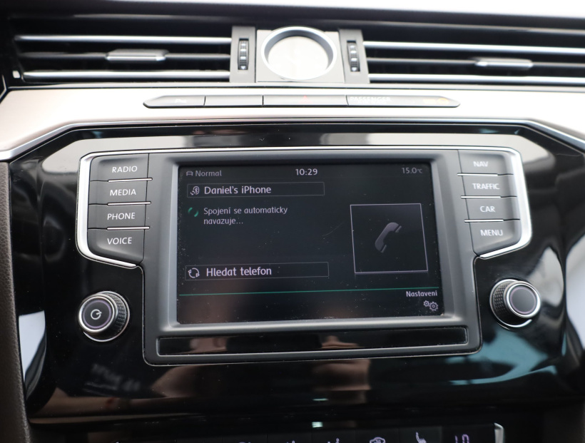 Volkswagen Passat, 2015