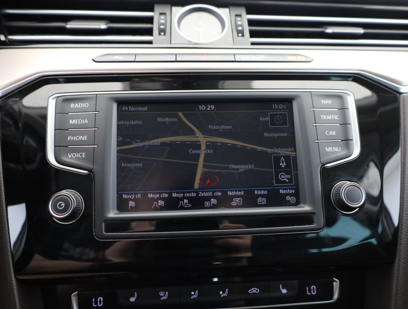Volkswagen Passat, 2015