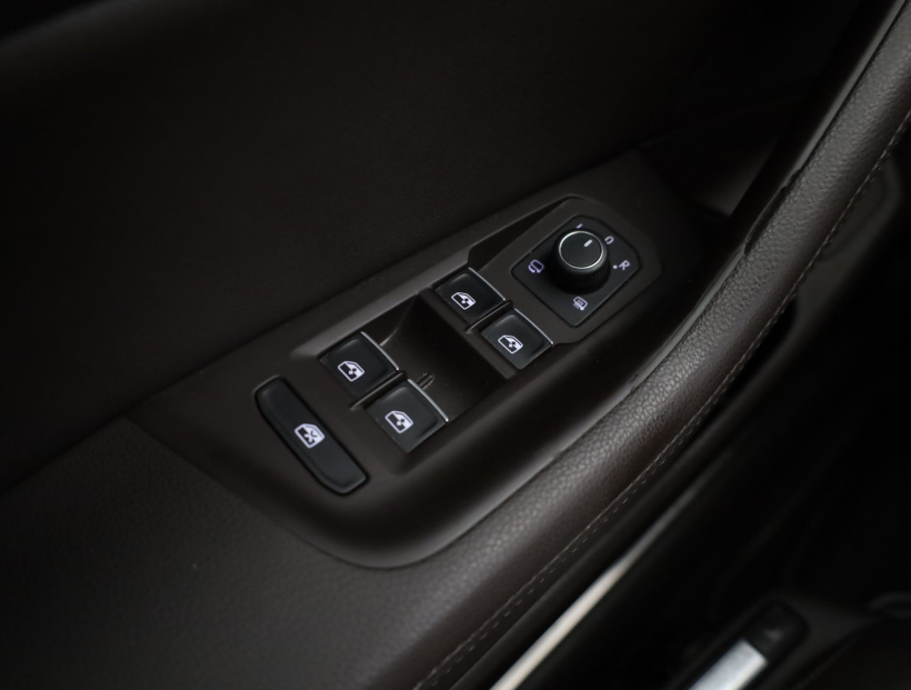 Volkswagen Passat, 2015