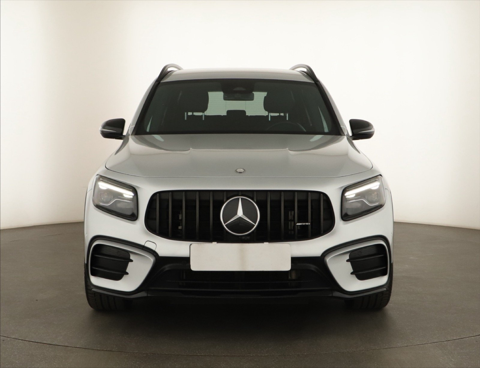 Mercedes-Benz GLB - 2024