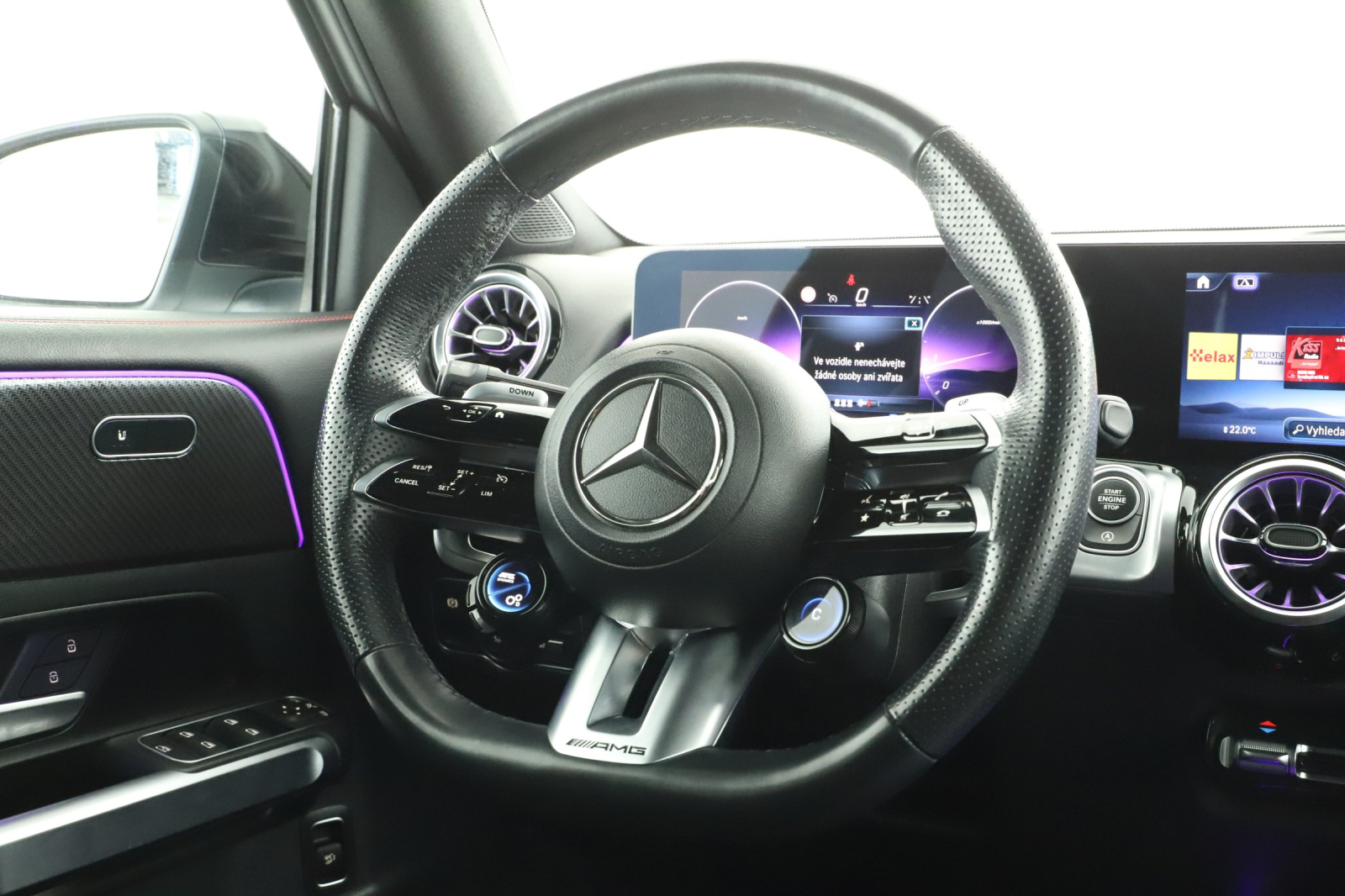 Mercedes-Benz GLB - 2024