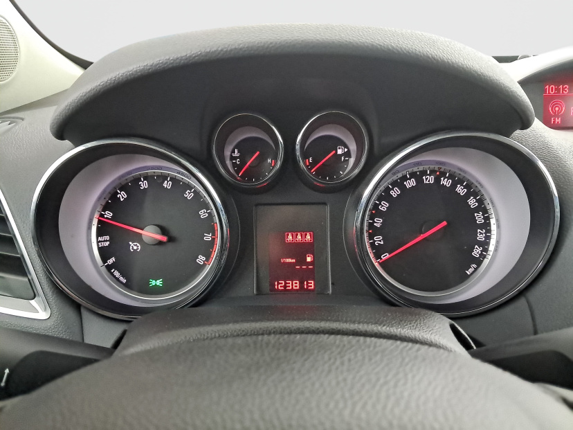 Opel Mokka, 2013