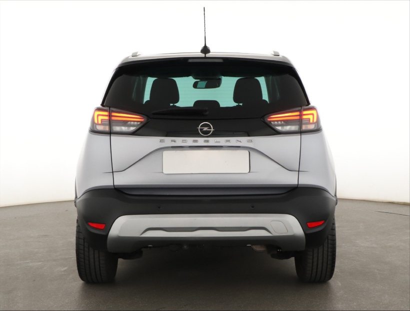Opel Crossland, 2021