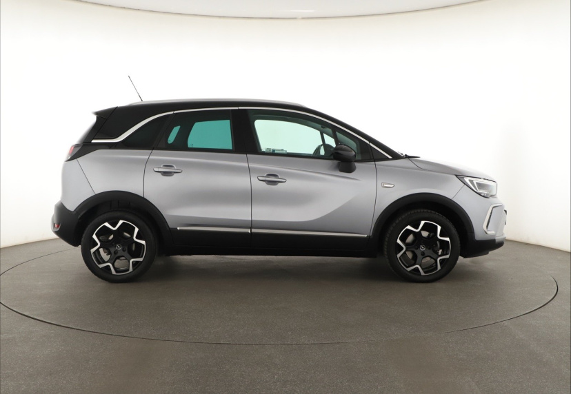 Opel Crossland, 2021