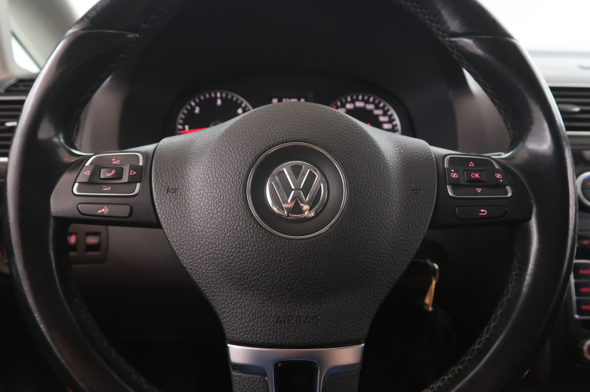 Volkswagen Touran, 2013