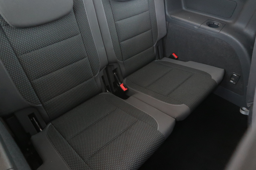Volkswagen Touran, 2013