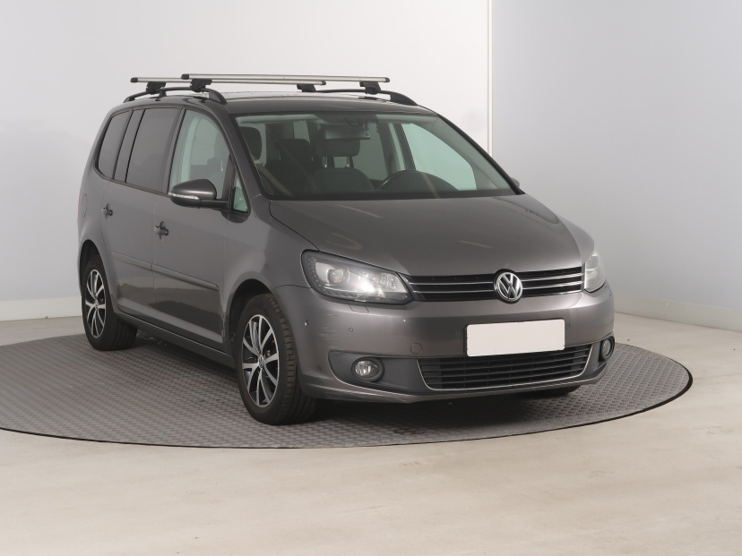 Volkswagen Touran, 2013