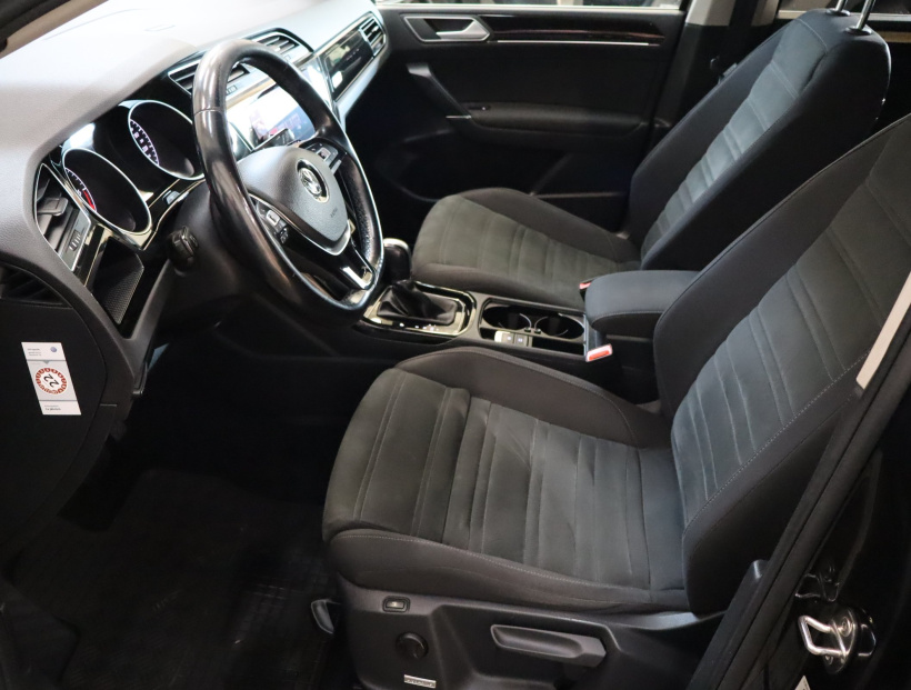 Volkswagen Touran, 2017