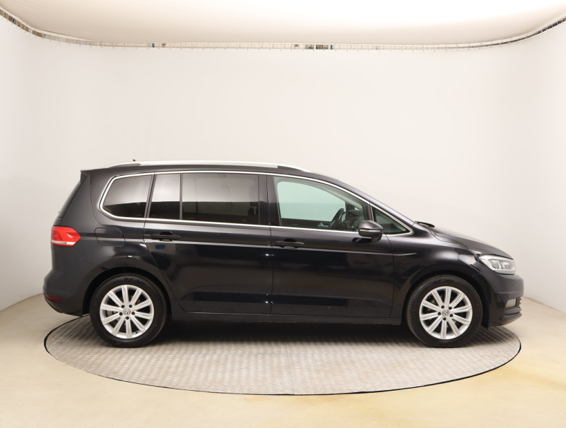 Volkswagen Touran, 2017