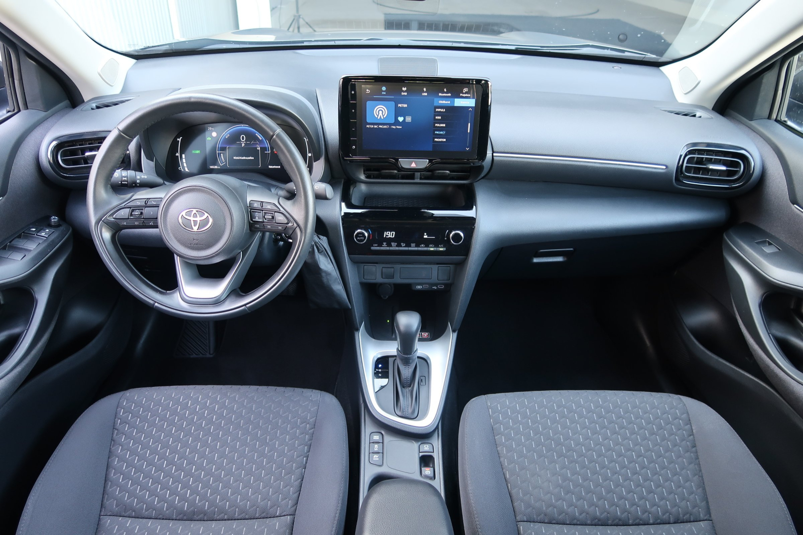 Toyota Yaris Cross - 2025