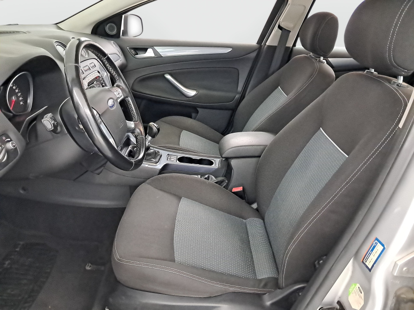 Ford Mondeo, 2011