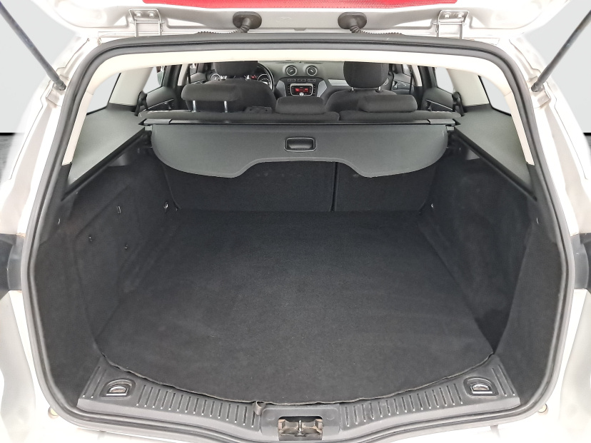 Ford Mondeo, 2011