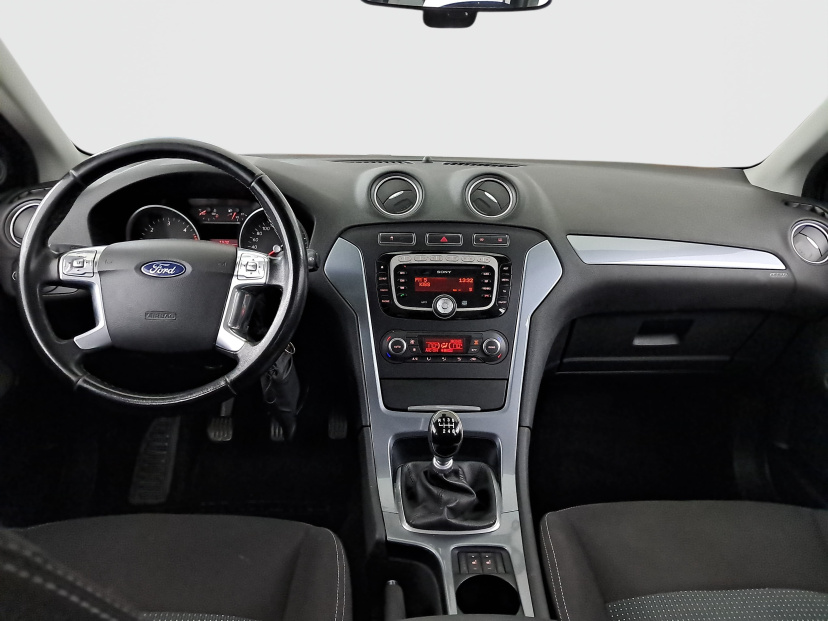 Ford Mondeo, 2011