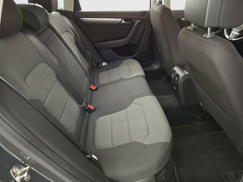 Volkswagen Passat, 2013