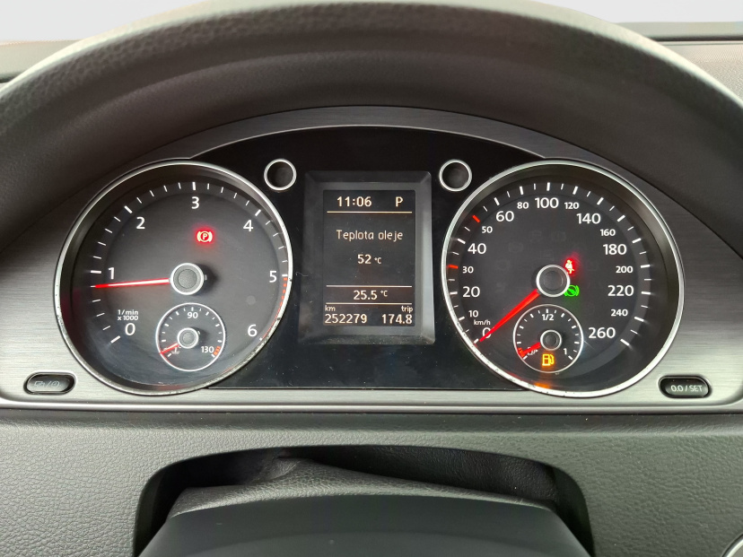 Volkswagen Passat, 2013