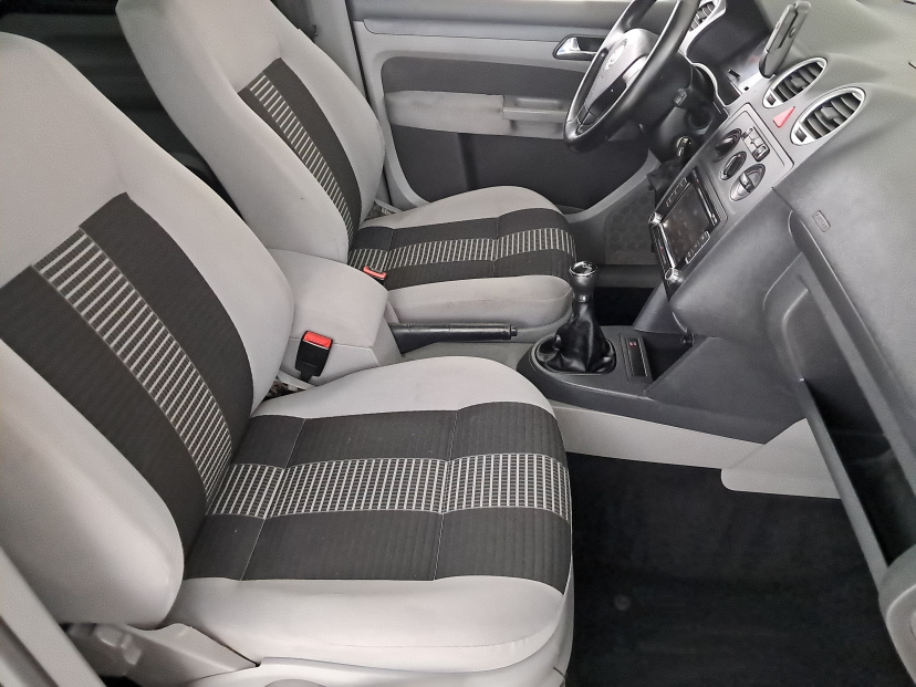 Volkswagen Caddy, 2009