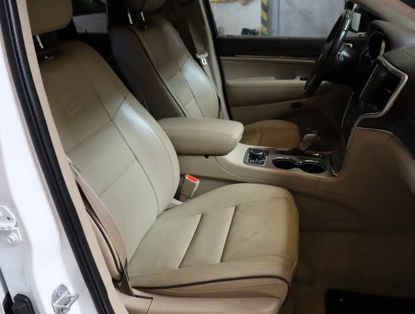 Jeep Grand Cherokee, 2016
