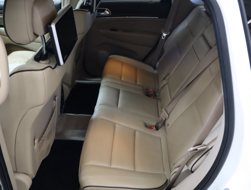 Jeep Grand Cherokee, 2016