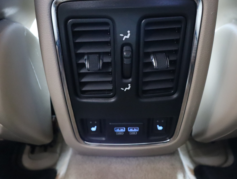 Jeep Grand Cherokee, 2016