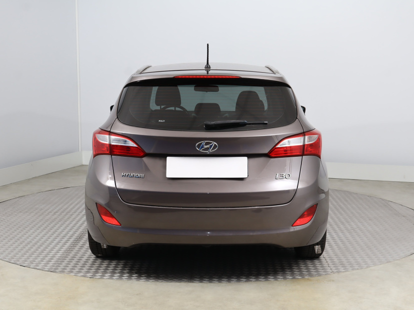 Hyundai i30, 2015