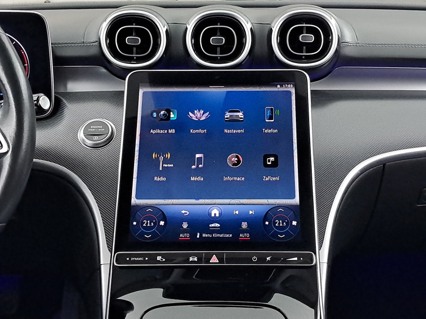Mercedes-Benz C, 2022