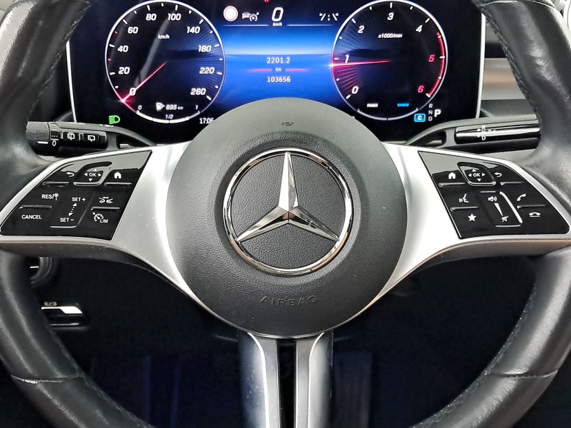 Mercedes-Benz C, 2022