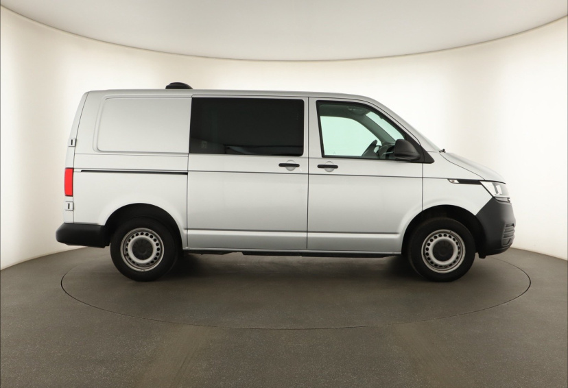 Volkswagen Transporter, 2021