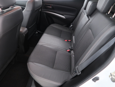 Suzuki SX4 S-Cross - 2024