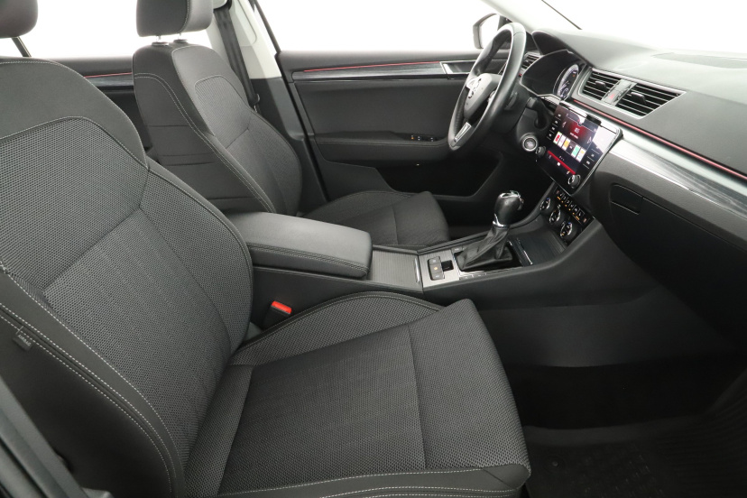 Škoda Superb, 2020