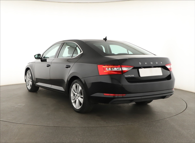 Škoda Superb, 2020