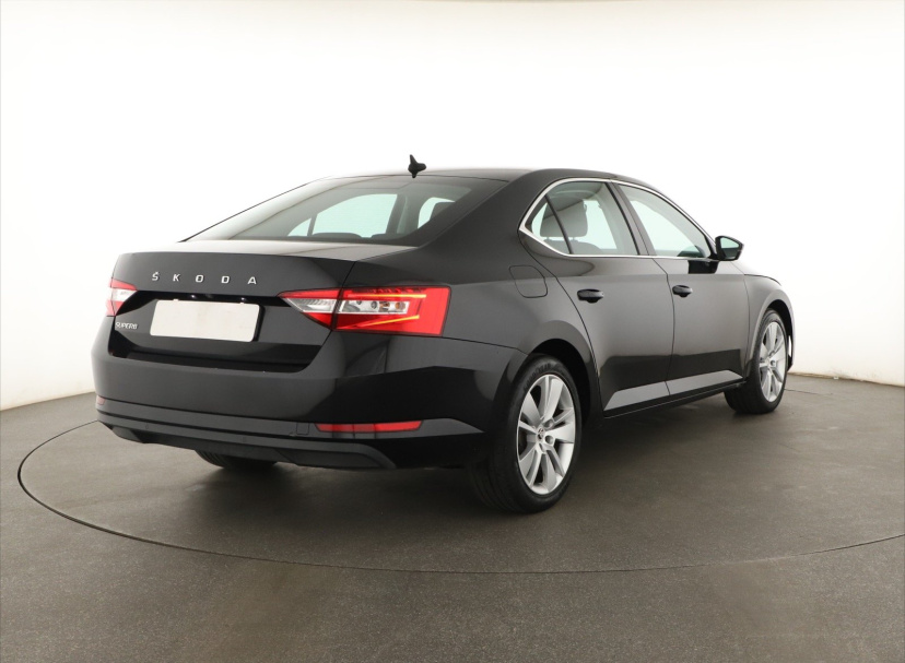 Škoda Superb, 2020