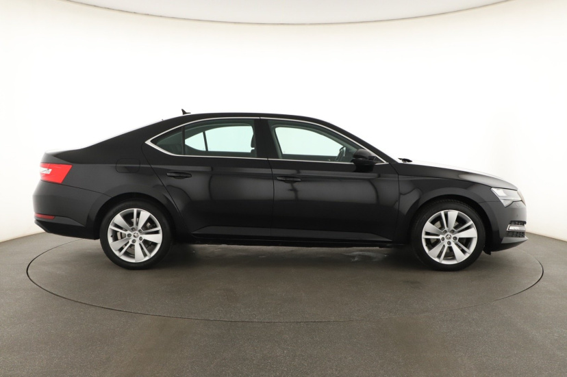 Škoda Superb, 2020