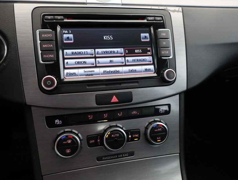 Volkswagen Passat, 2012