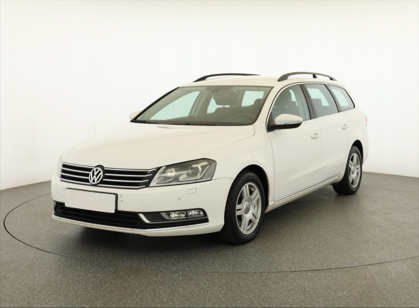 Volkswagen Passat, 2012