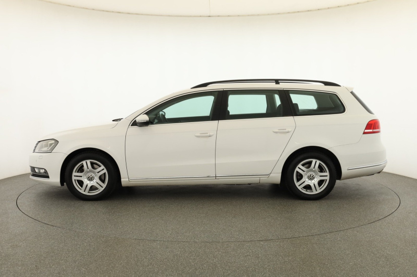 Volkswagen Passat, 2012