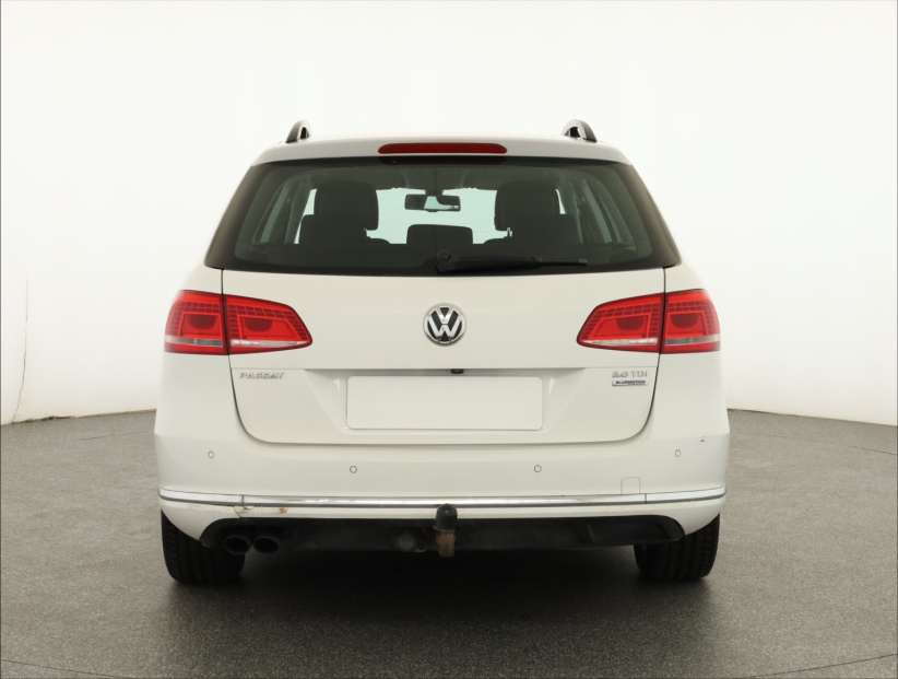 Volkswagen Passat, 2012