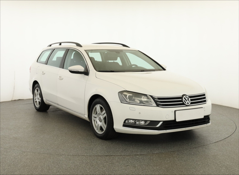 Volkswagen Passat, 2012