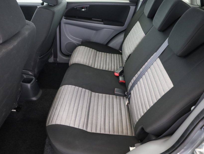 Suzuki SX4, 2010