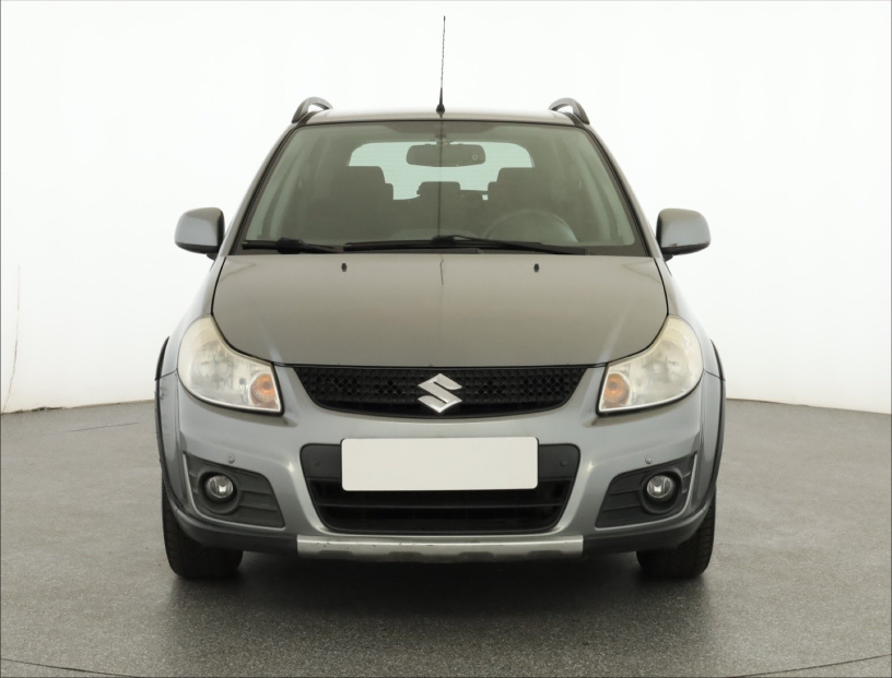 Suzuki SX4, 2010