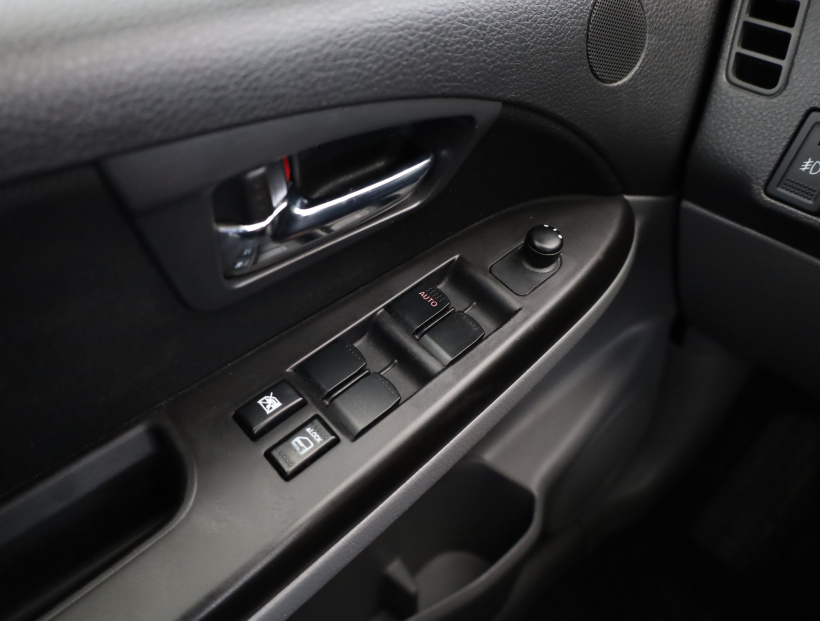 Suzuki SX4, 2010