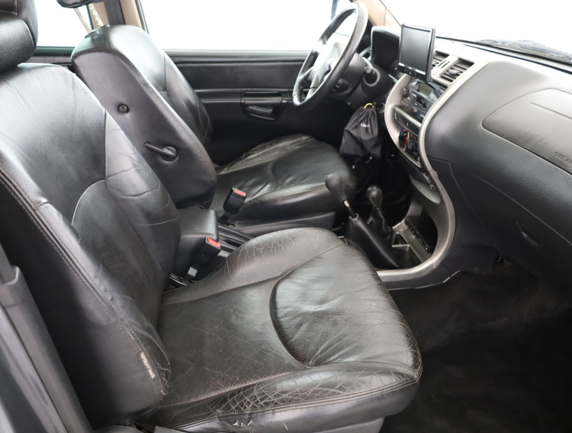 Nissan Terrano, 2005
