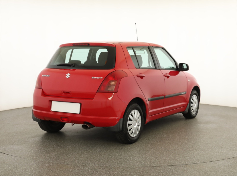Suzuki Swift, 2005