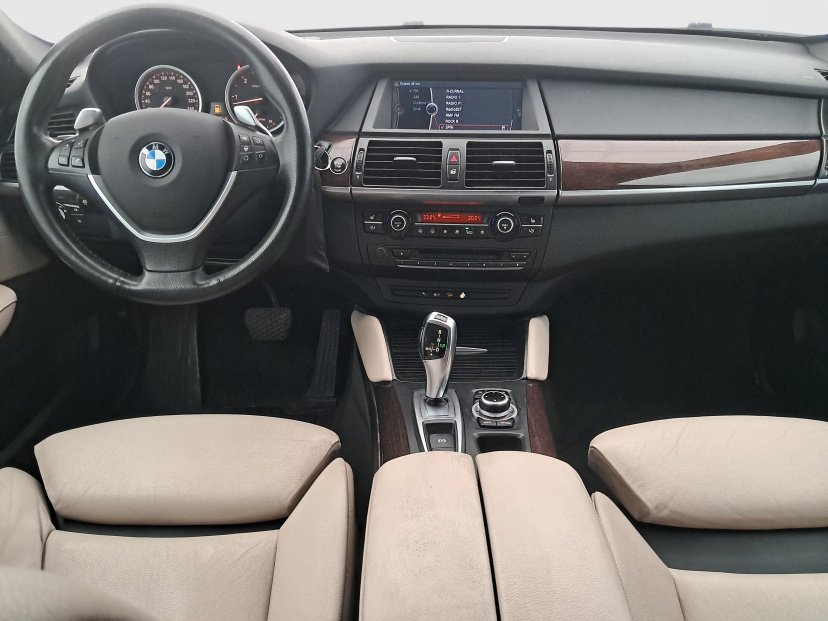 BMW X6, 2011