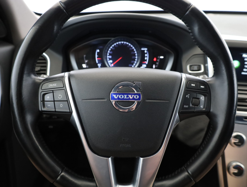 Volvo XC60, 2015