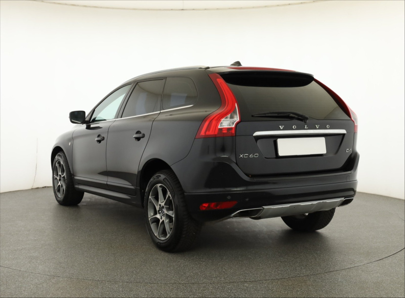 Volvo XC60, 2015