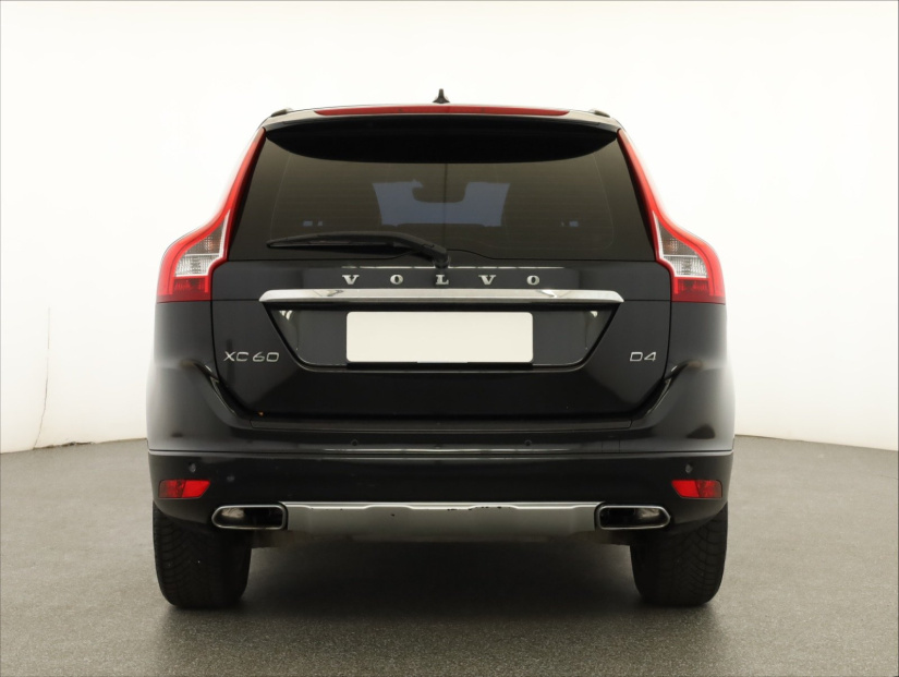 Volvo XC60, 2015