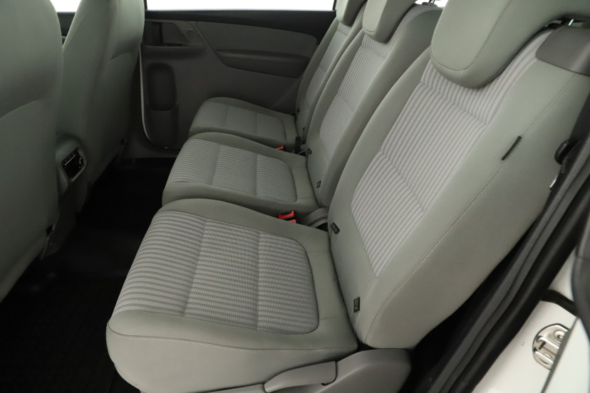 Seat Alhambra, 2012