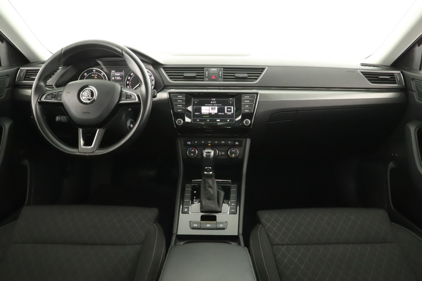 Škoda Superb, 2015