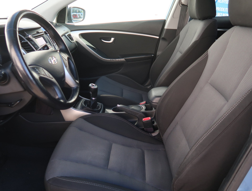 Hyundai i30, 2013