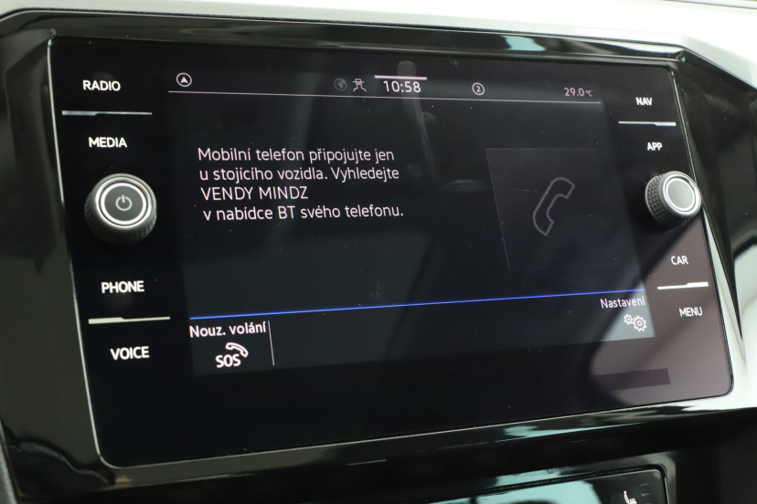 Volkswagen Passat, 2022
